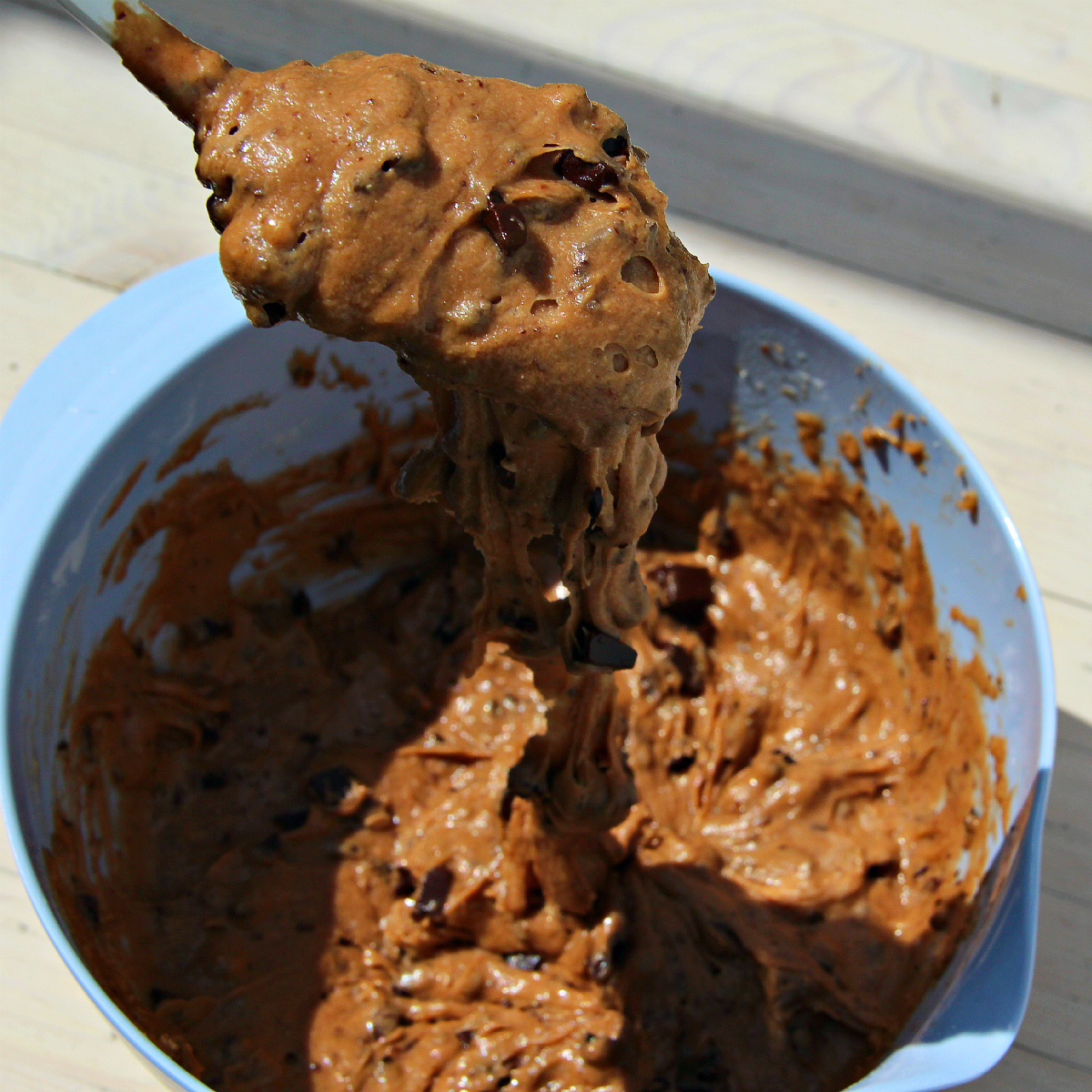 Vegan Chocolate Chip Cookies - The Vegan Eskimo