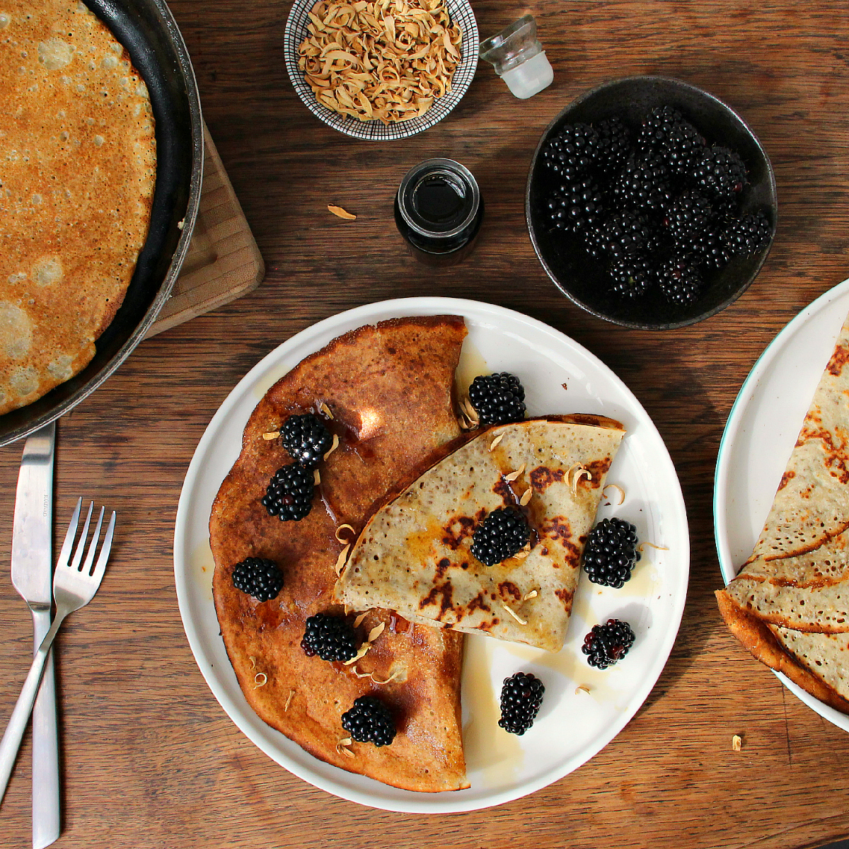 Vegan Beer Pancakes & Blackberries - The Vegan Eskimo