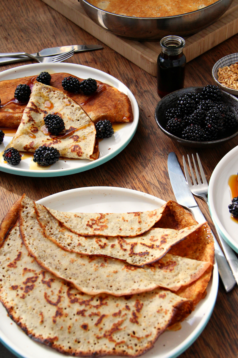 Vegan Beer Pancakes & Blackberries - The Vegan Eskimo