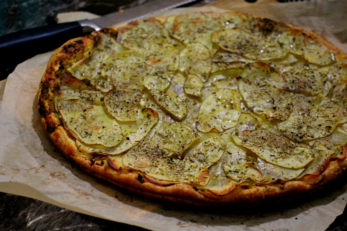 Vegan Flaky Potato Puff Pastry Pizza - The Vegan Eskimo