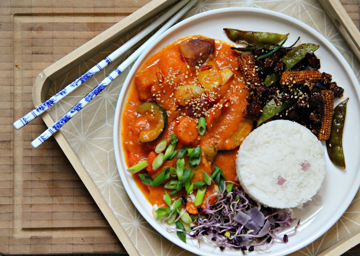 Vegan Sweet & Sour Sauce with Tofu & Veg - The Vegan Eskimo