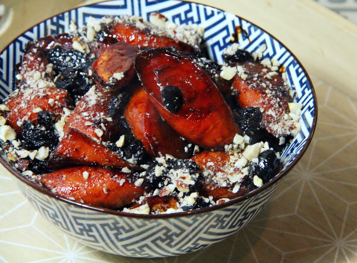 Oven Glazed Carrots & Raisins - The Vegan Eskimo