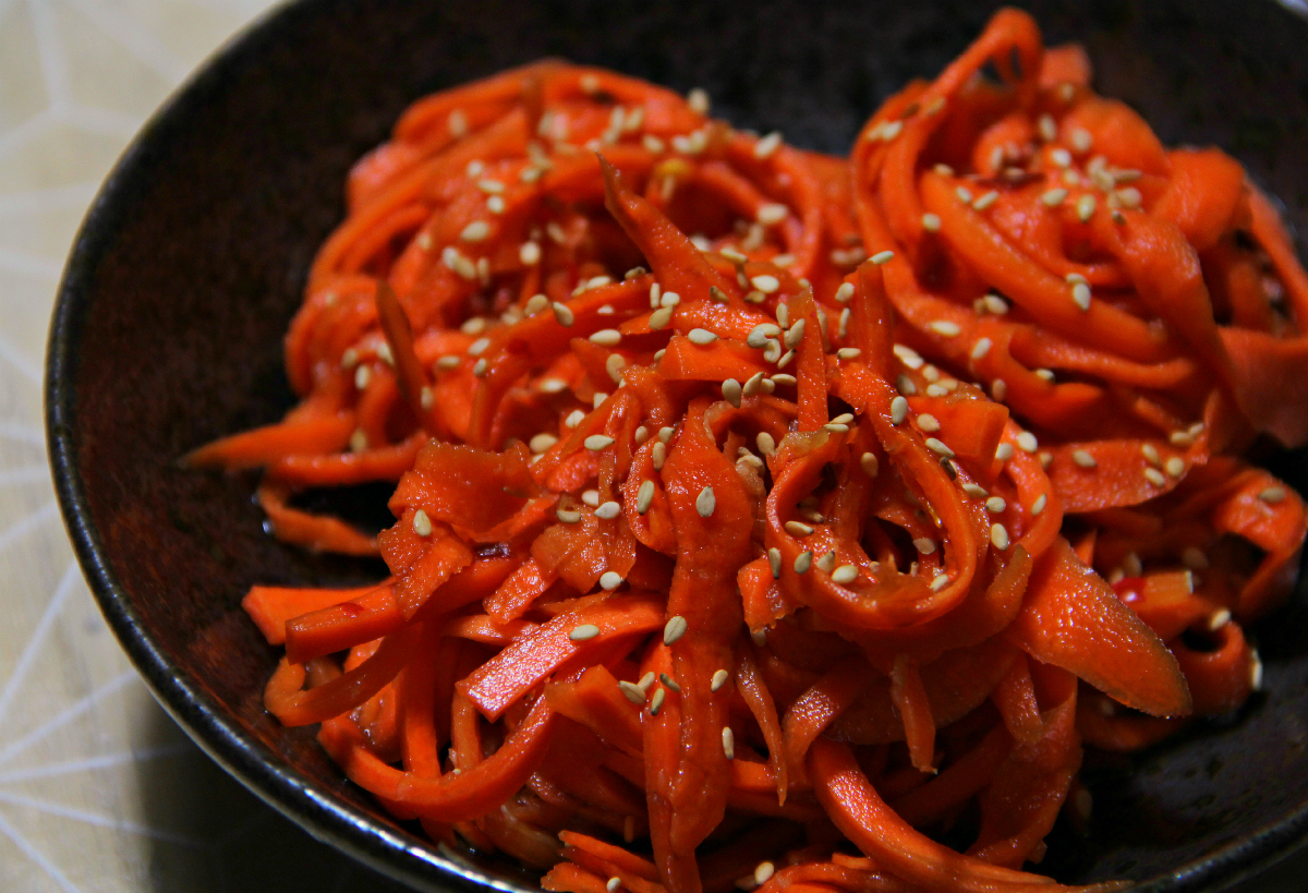 Quick Pickled Carrot Noodles - The Vegan Eskimo