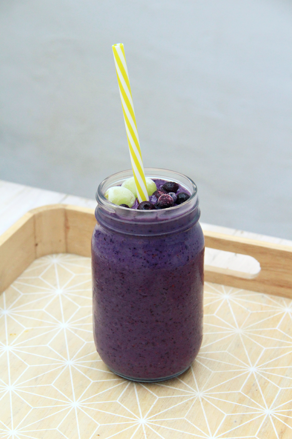 Purple Wild Blueberry Smoothie - The Vegan Eskimo